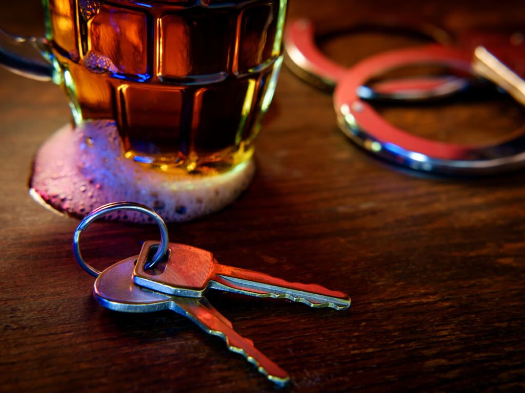 beer and carkeys DUI